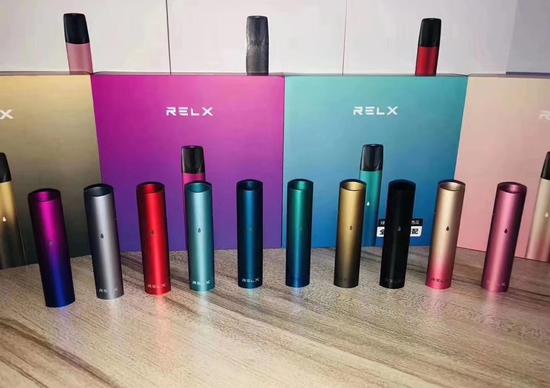 悦刻5代有电但是一吸就闪红灯怎么回事 悦刻五代一吸就闪红灯而且吸不到烟